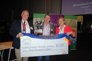 Paddock to Palate 70-day winner Dennis Power (centre), Minnamurra Pastoral Co, Glenrowan, Boggabri, with Duane Woodham, JBS, and RNA councillor Liz Allen. - Picture: Queensland Country Life.